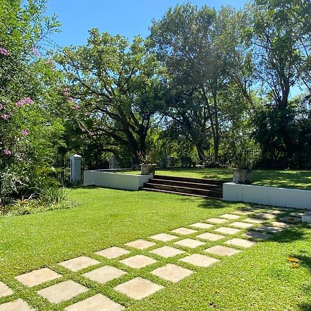 ホテル The Aloes ネルスプロイト エクステリア 写真